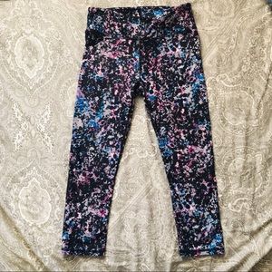 Fabletics capri leggings